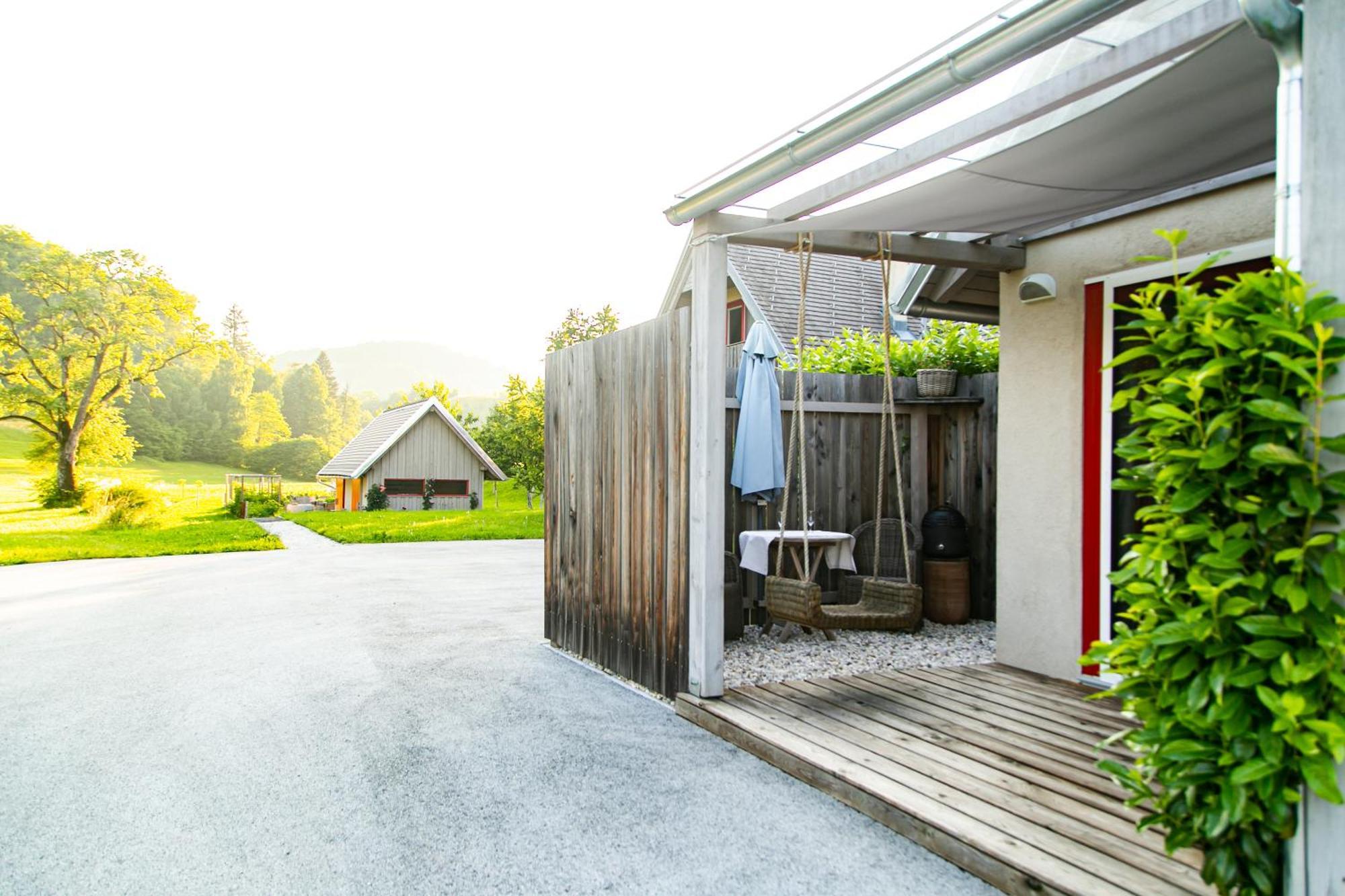 Garden Living Apartment Bled Bagian luar foto